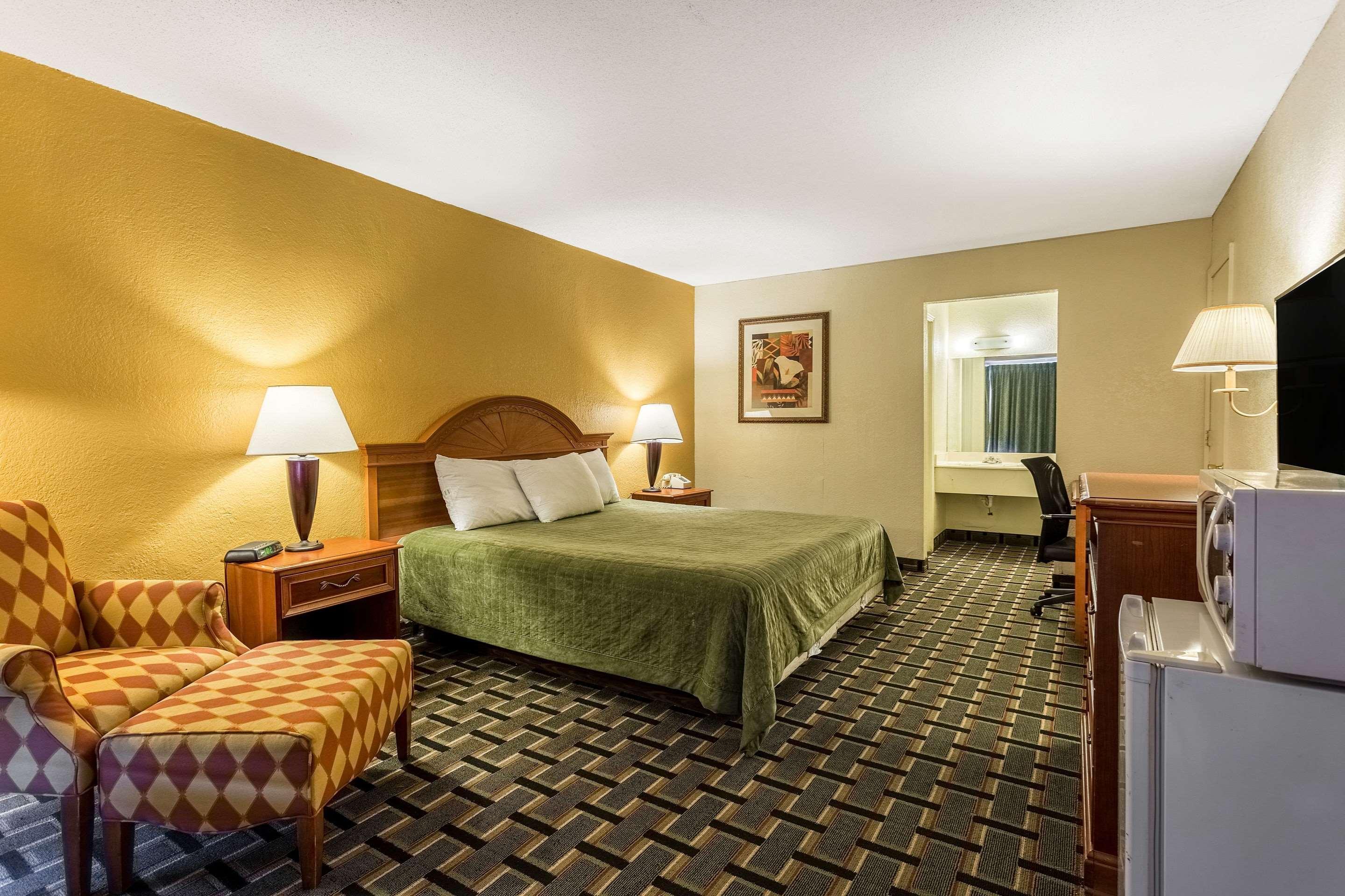 Rodeway Inn Denmark-Jackson Buitenkant foto
