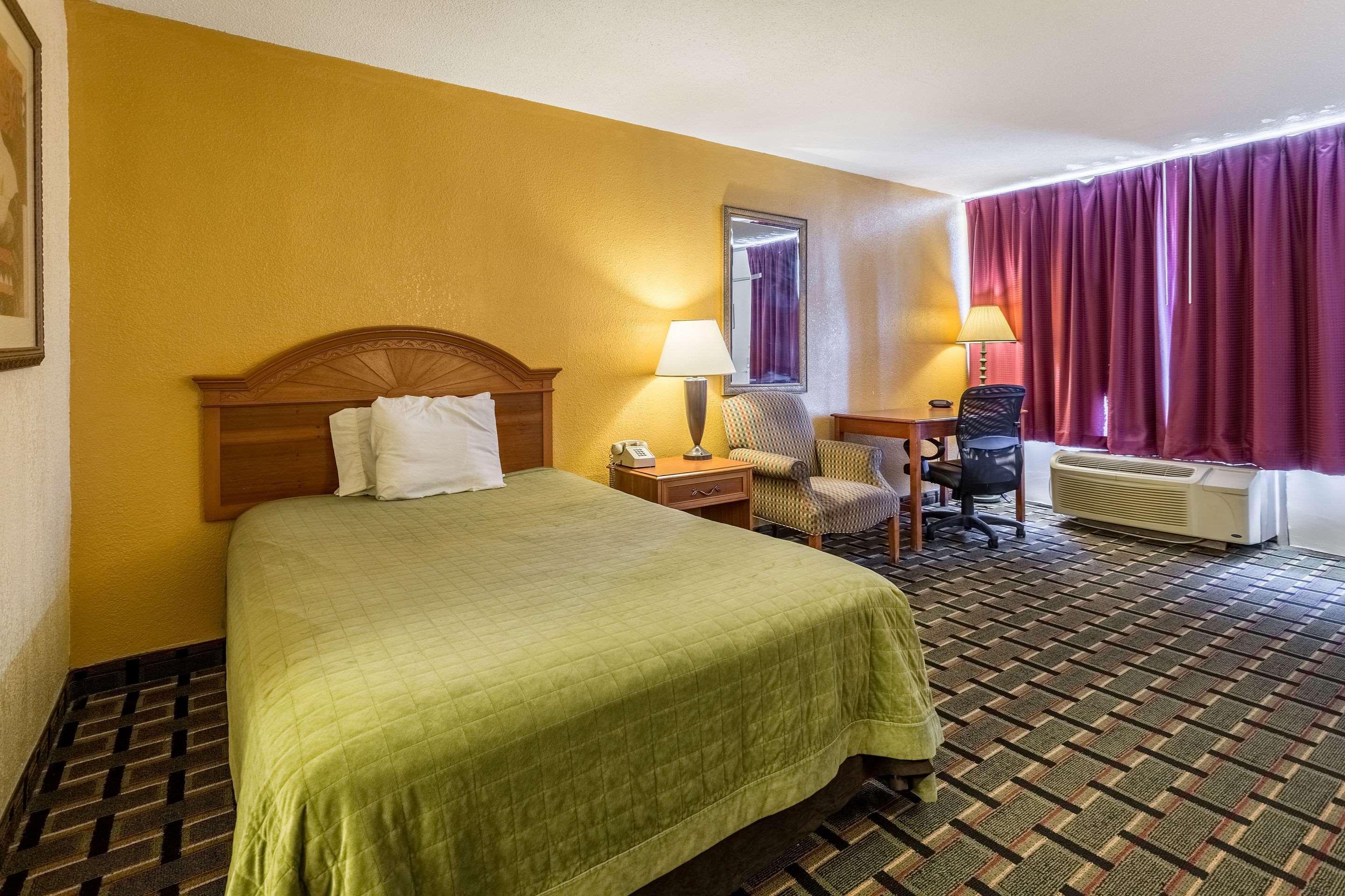 Rodeway Inn Denmark-Jackson Buitenkant foto